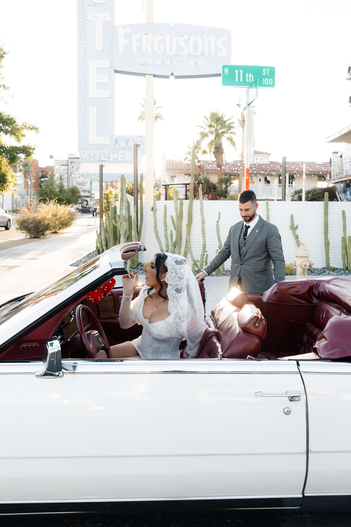 52riskyexposure_aimee-adrian_las-vegas-elopement-photography