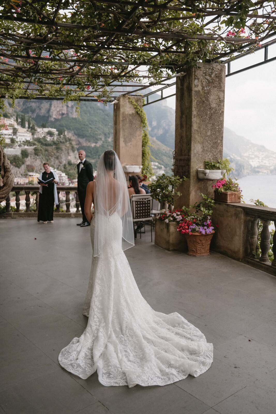 Flora_And_Grace_Editorial_Italy_Analog_Editorial_Wedding_Photographer (1 von 1)-38