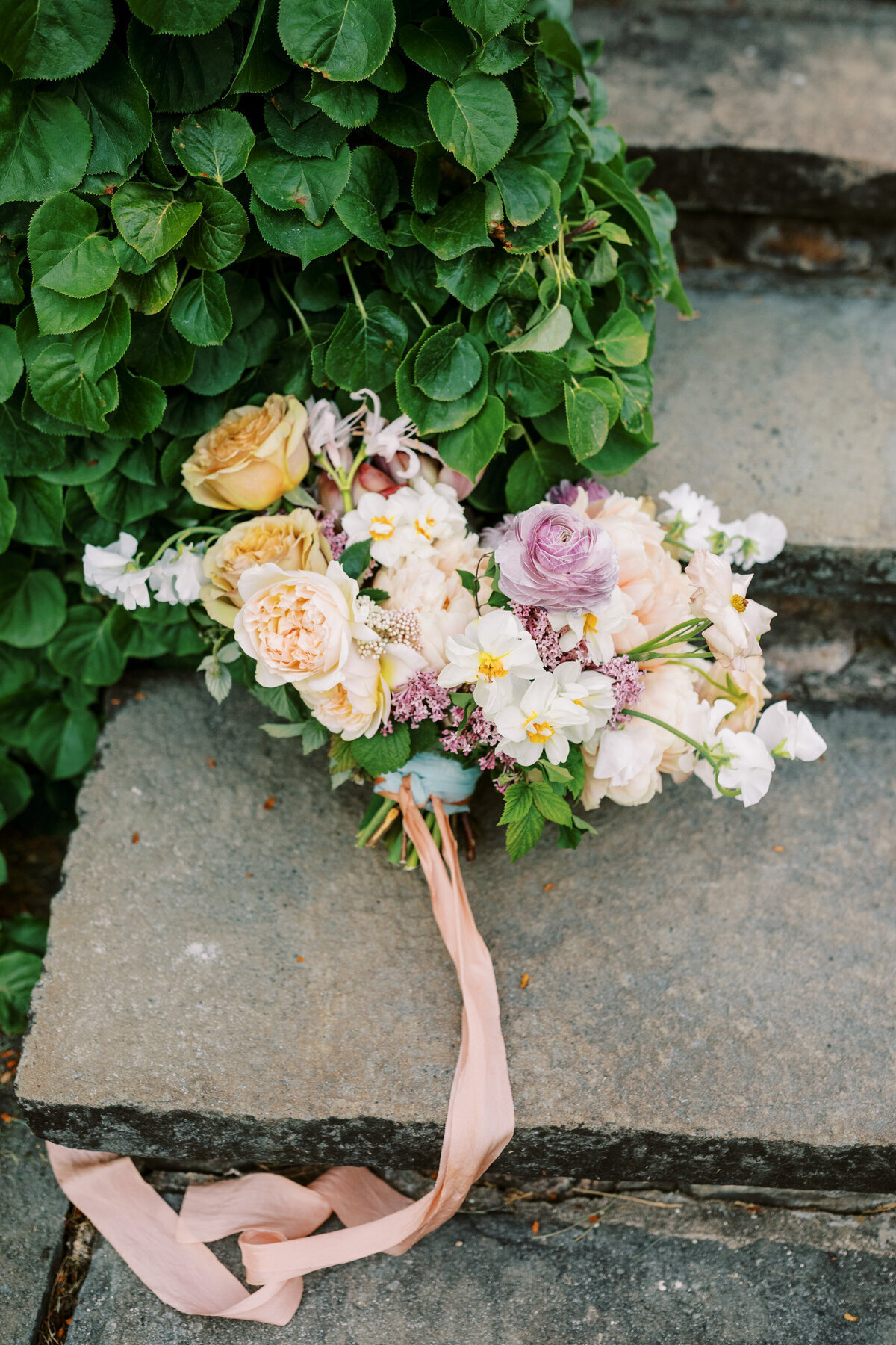 the_fourniers_photography_or_garden_romance_at_greencrest_manor-472