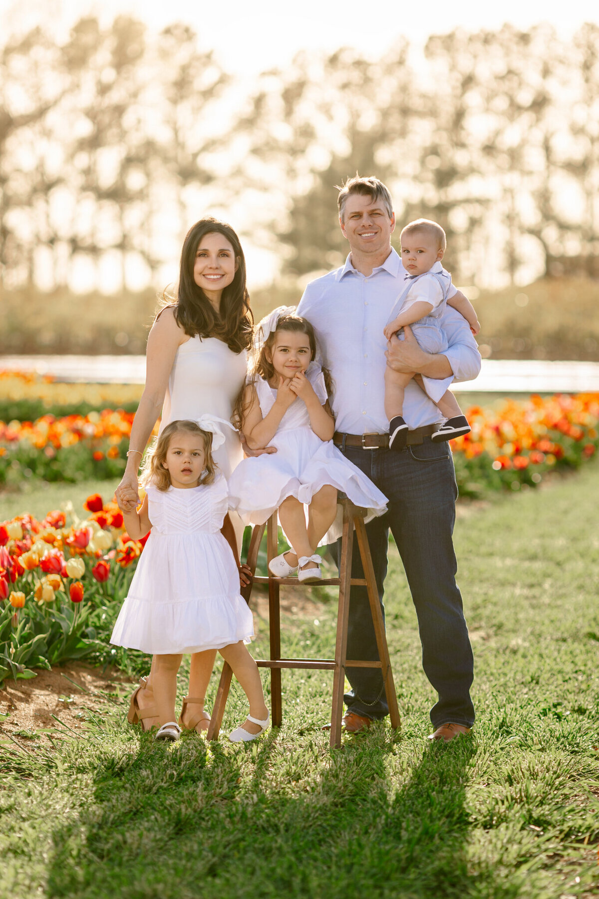 best family photography Fayetteville Arkansas, NWA family photographer, Northwest Arkansas best family photography, family portraits near me, professional family photos, family photography packages
