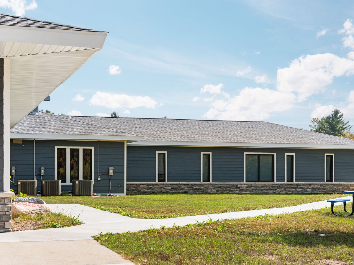 112-web-or-mls-A7403589