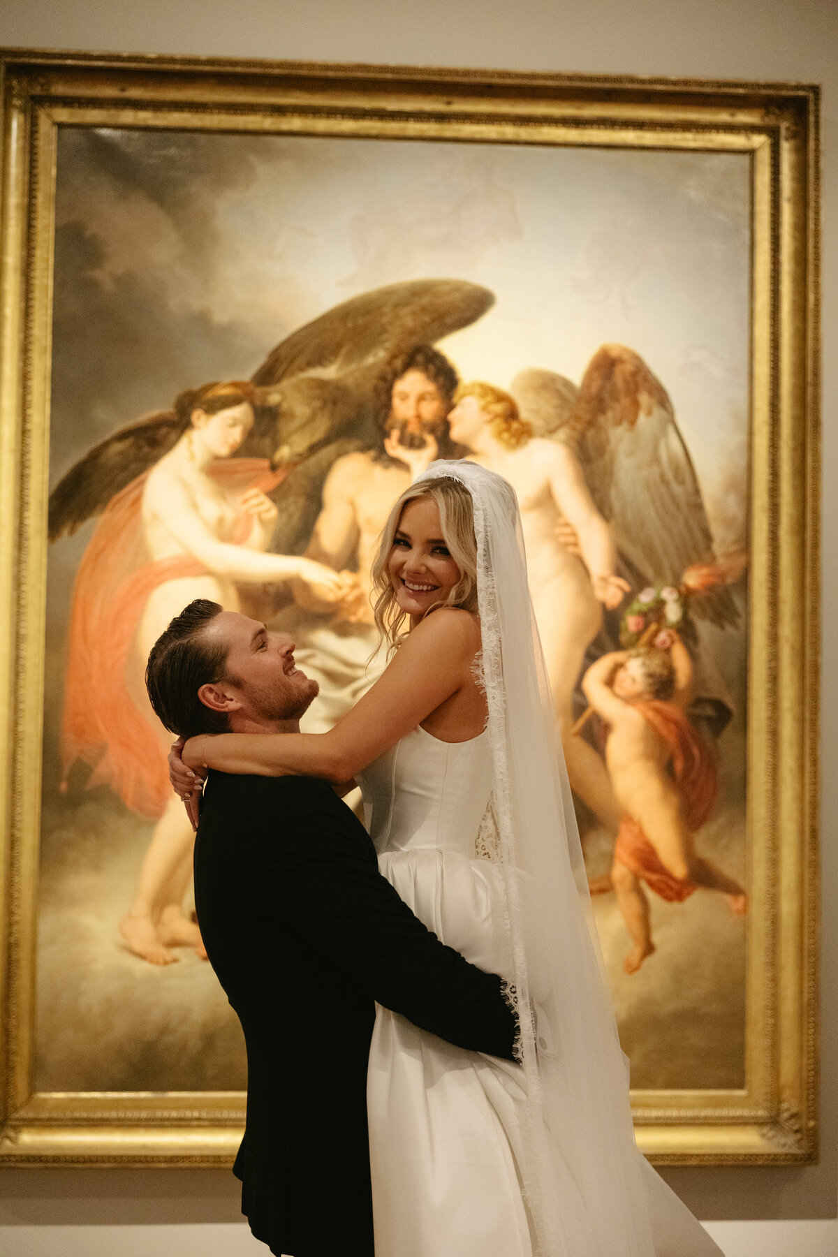 AveryPhillipsPhoto-Morgan+Dominic-DetroitInstituteofArtsWedding-144