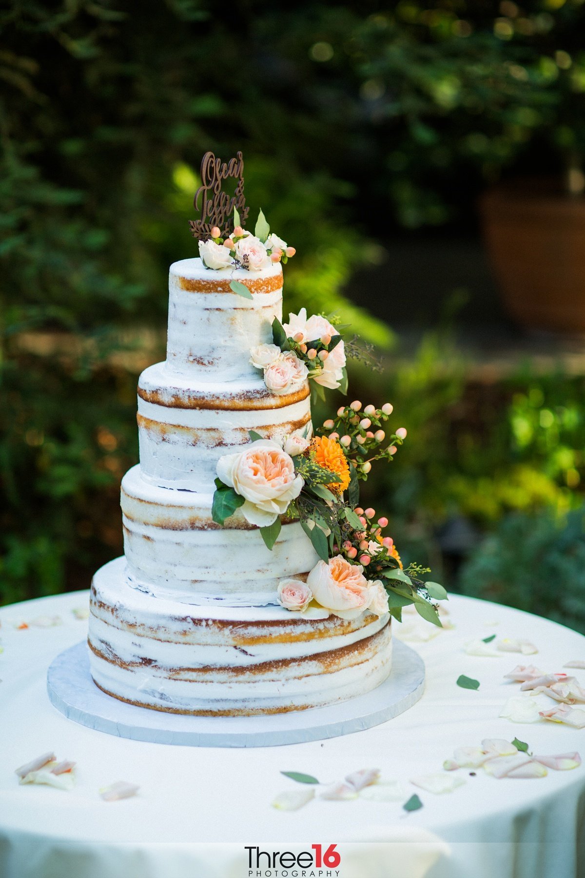 Beautiful 4-tier wedding cake