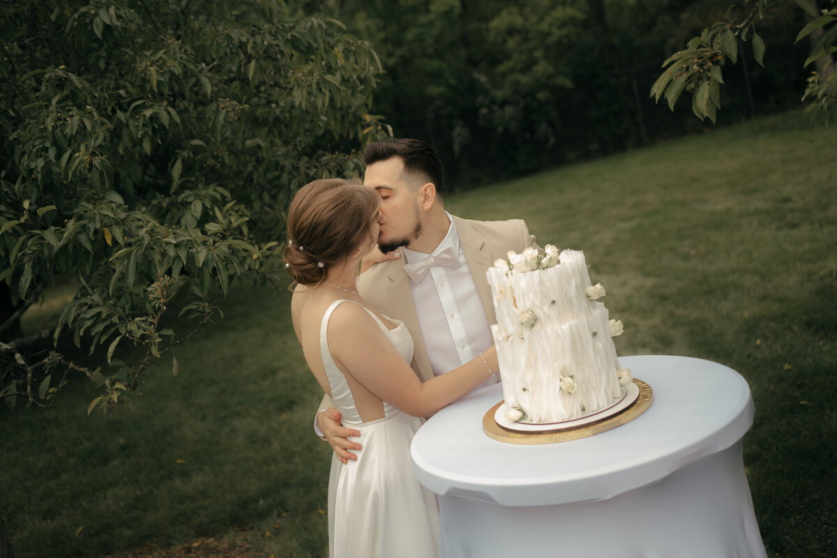 KyryloAnastasiiaMP-106