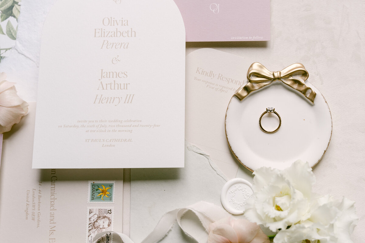 RuizRocksWeddings_Modern Elegant London City Elopement_00318
