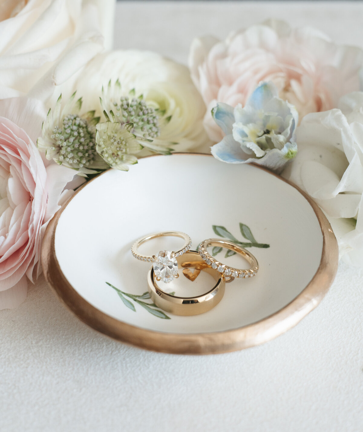 Detail flat lay with wedding rings and stationery at Waverly Oaks