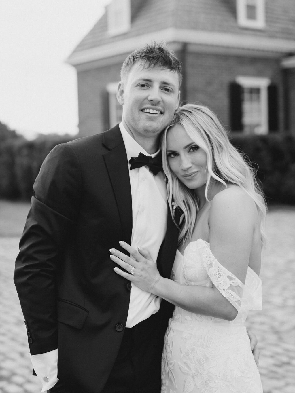 Hannah&Andrew_GallisonHallWedding_SneakPeek-116