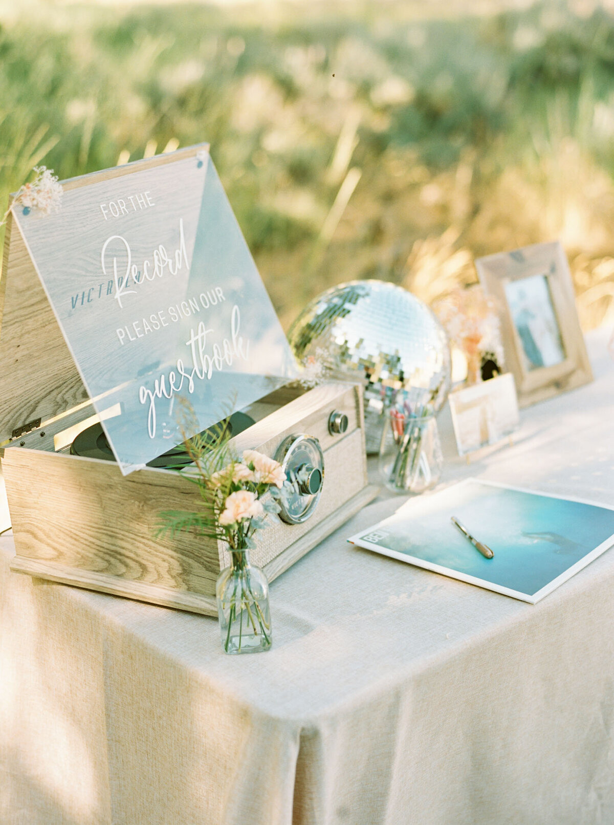 0-JaimeandBlake-Married-AshBaumgartner-WeddingDetails-30