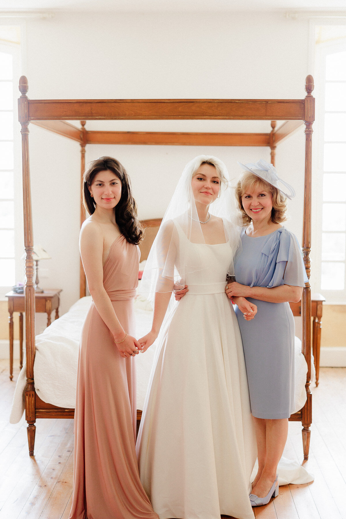 Modern_Chic_Chateau_Valouze_Destination_Wedding_Photographer-38