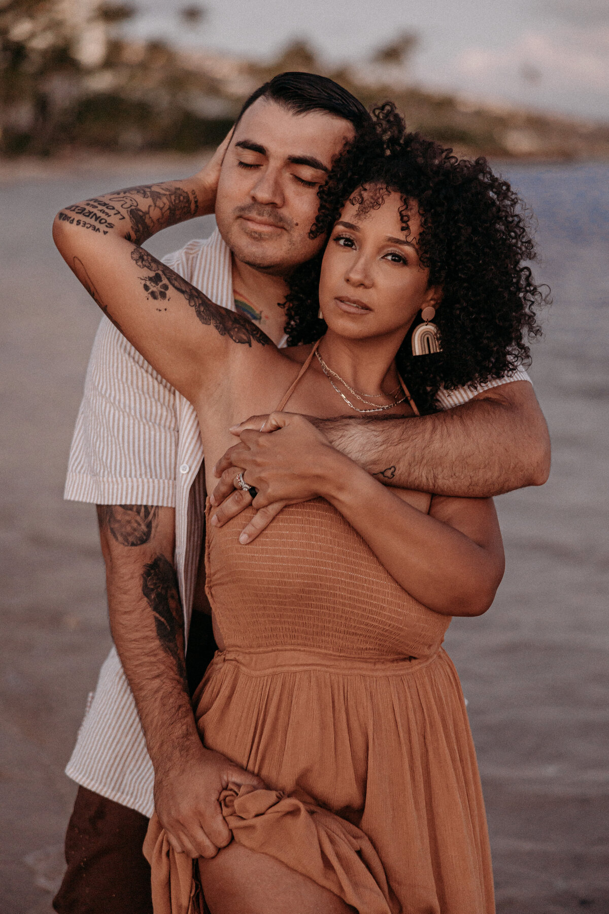 Kahala-Beach-Couples-Photos-18