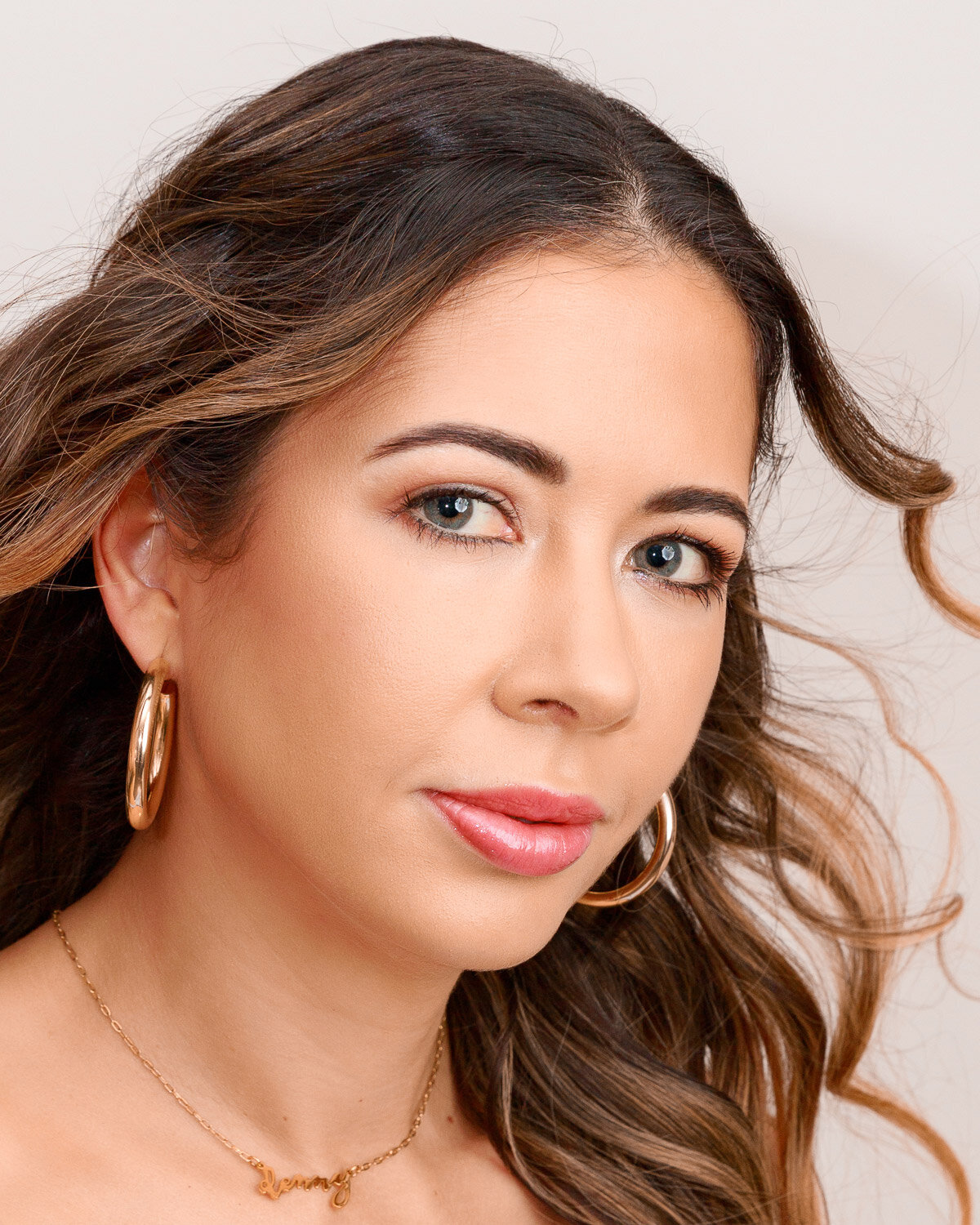 Natural Makeup Look and Photography by Mong Bui