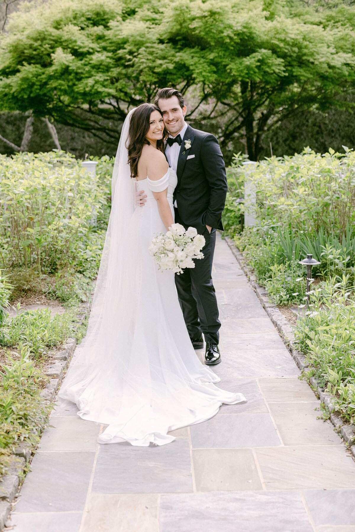 Almond Leaf Studios-0504