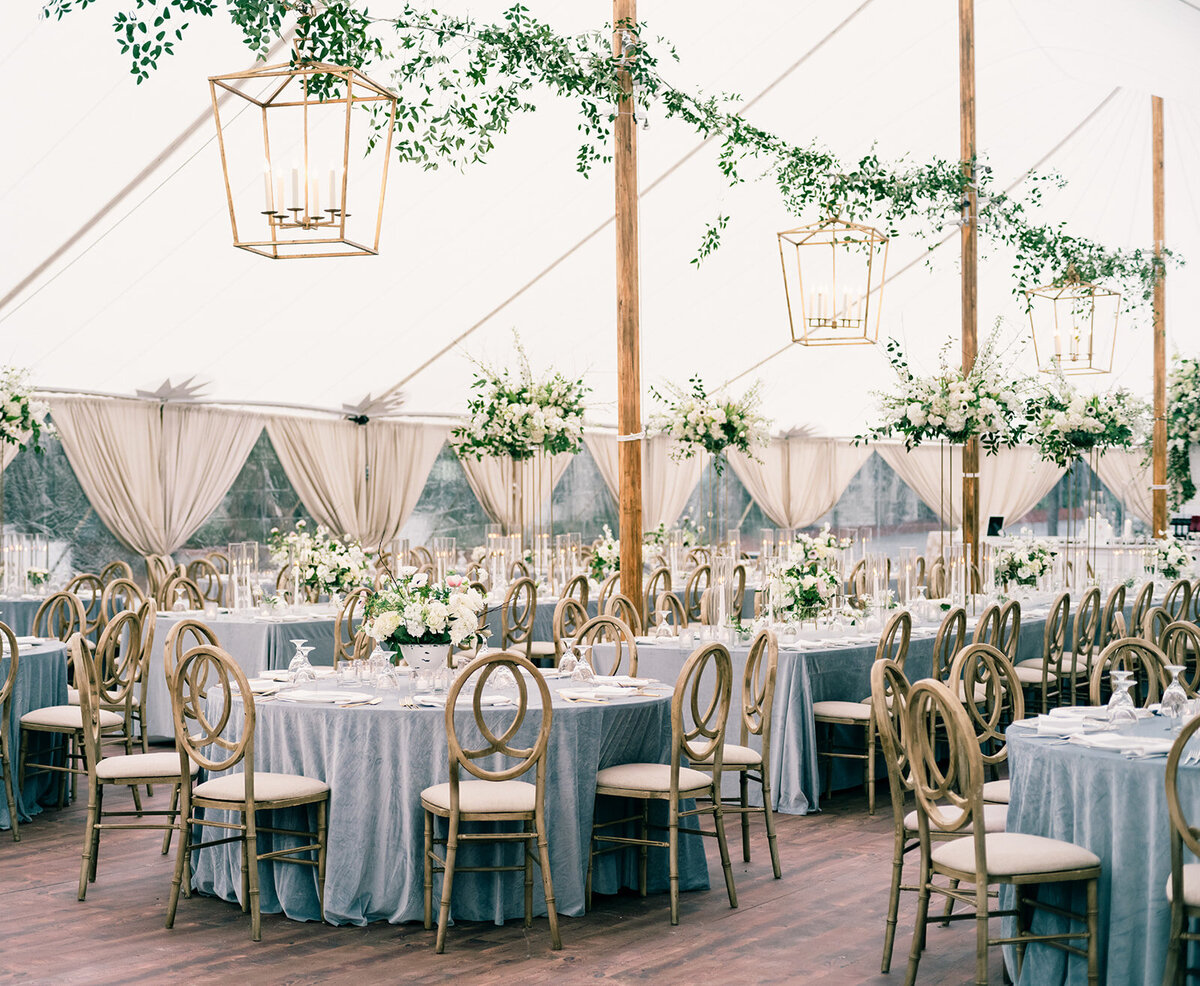 destination-wedding-wooden-floor-tent