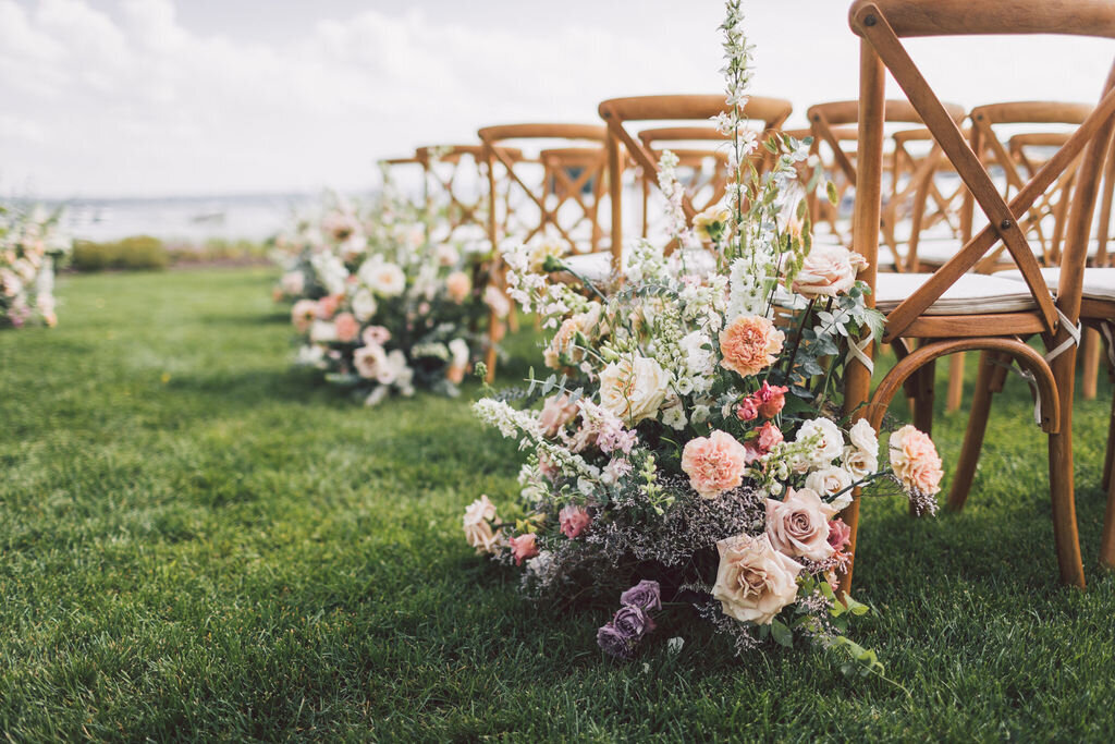 Lake House  Canandaigua Wedding Ceremony Florals_Verve Event Co (1)