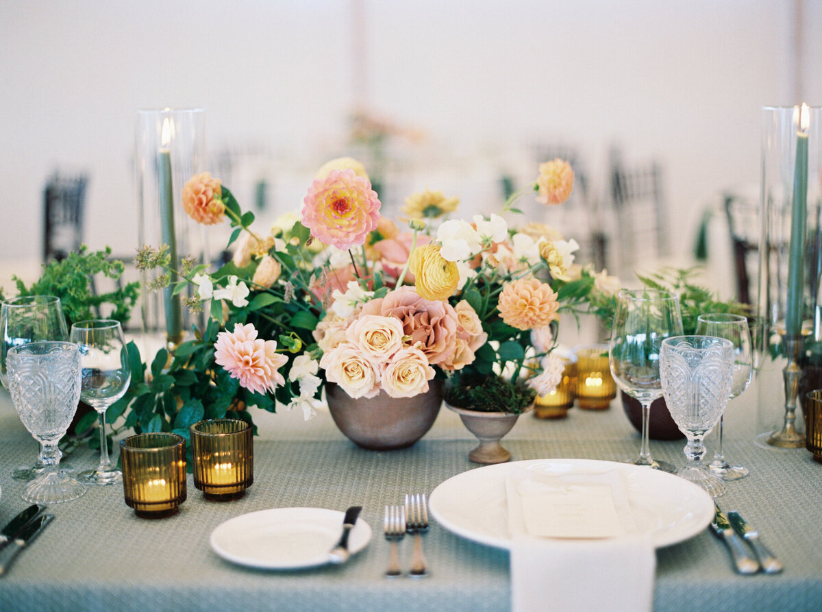 Emily March Photography Wilmington, North Carolina and Destination Wedding Engagement Photographer Heirloom Photography for Memorable Gatherings Light Airy Sentimental Imagery Images Weddings_Castle Hill Inn Wedding - 068