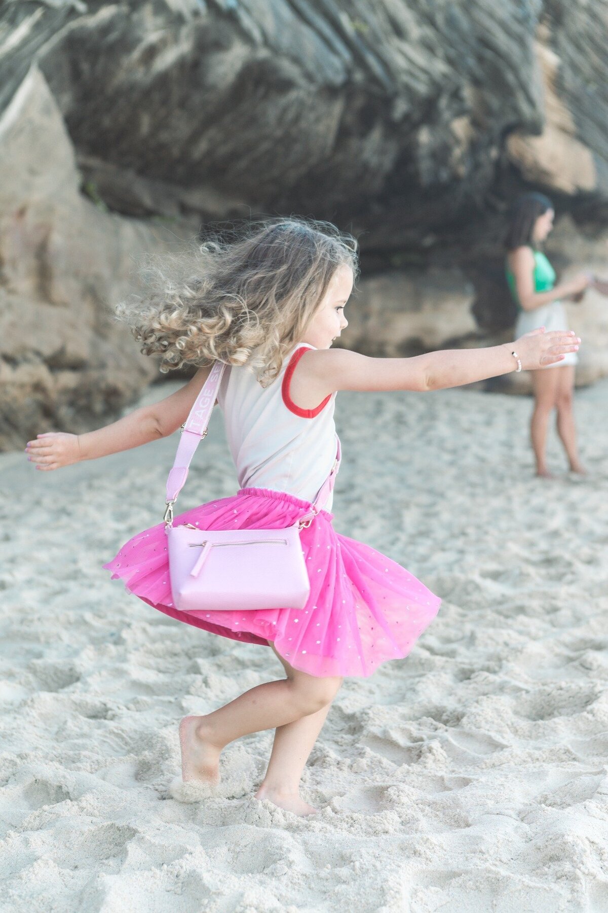 coogee_family_photography_sydney_beach_sunset_girl_in_pink