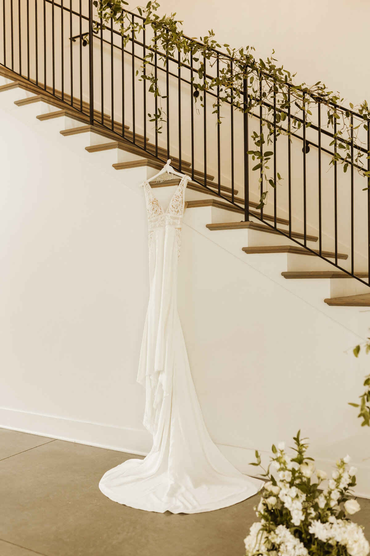 Wedding-Dress-Stairs-The-Hutton-House-MN