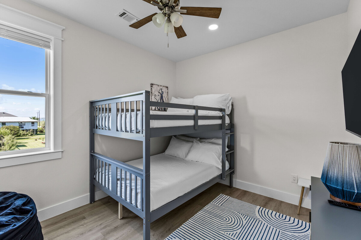 31-3403 E Silver Sands-27