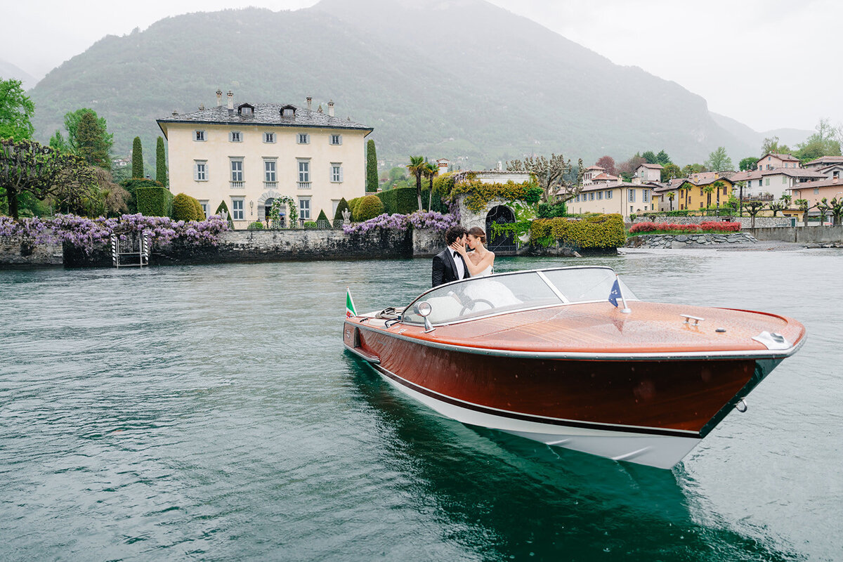MorganeBallPhotography-StyledShoot-SparklingMoments-VilllaBalbiano-04-couple-109-4213