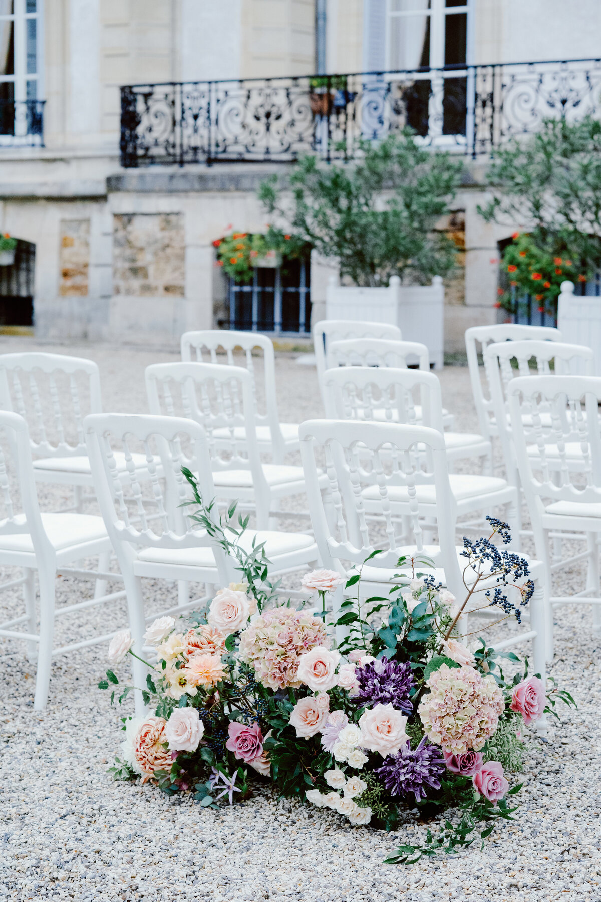 Wedding at Château de Santeny photographed by Lake Como Wedding photographer