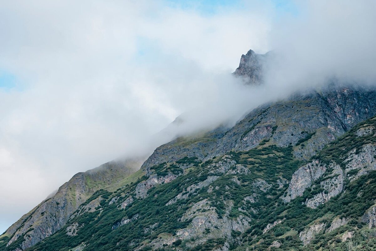 alaska-mountain-scenery-for-private-day-trips-near-seward-Soul-and-Sky-Weddings