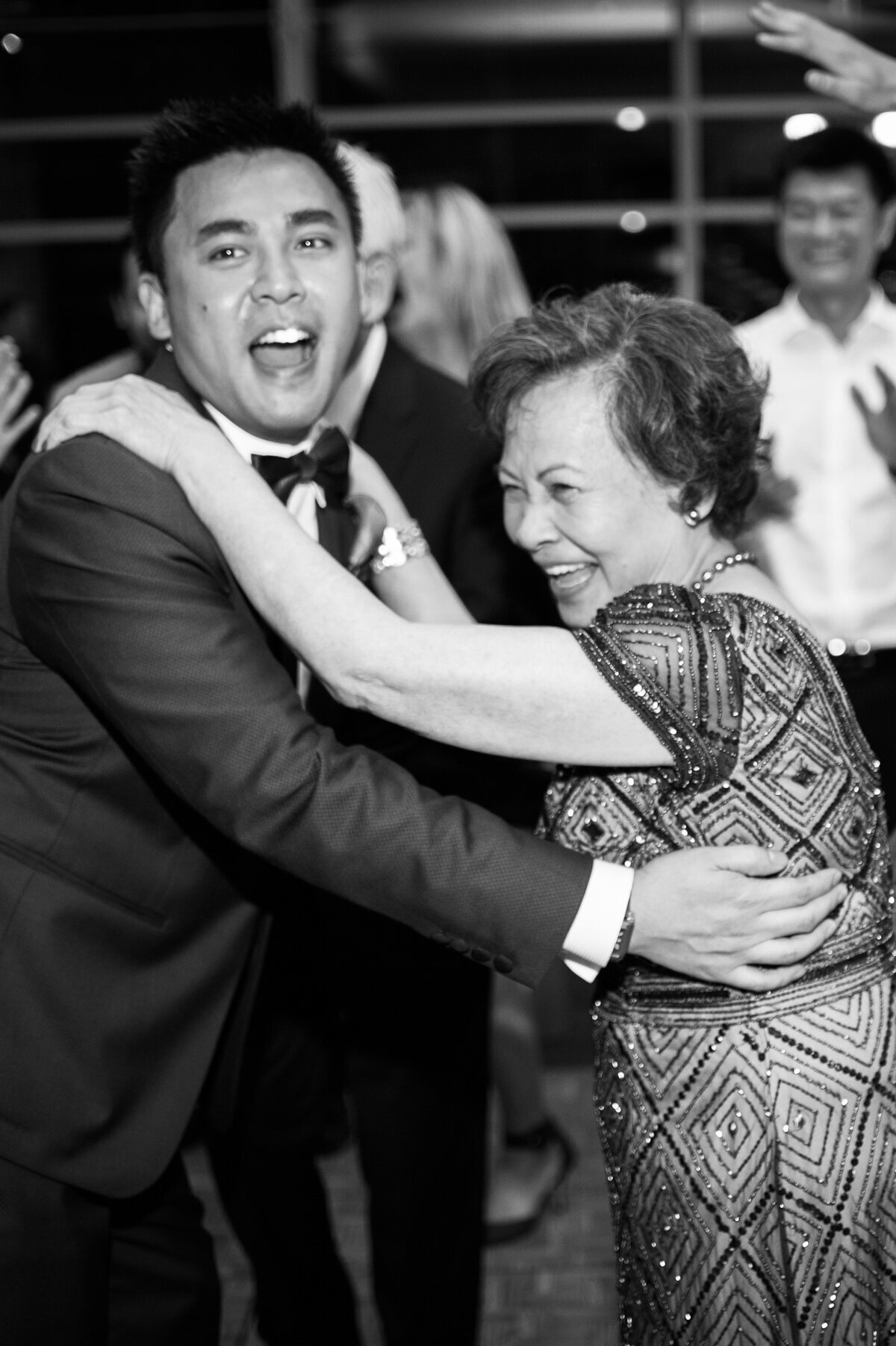 amaterra_winery_wedding_photos-23