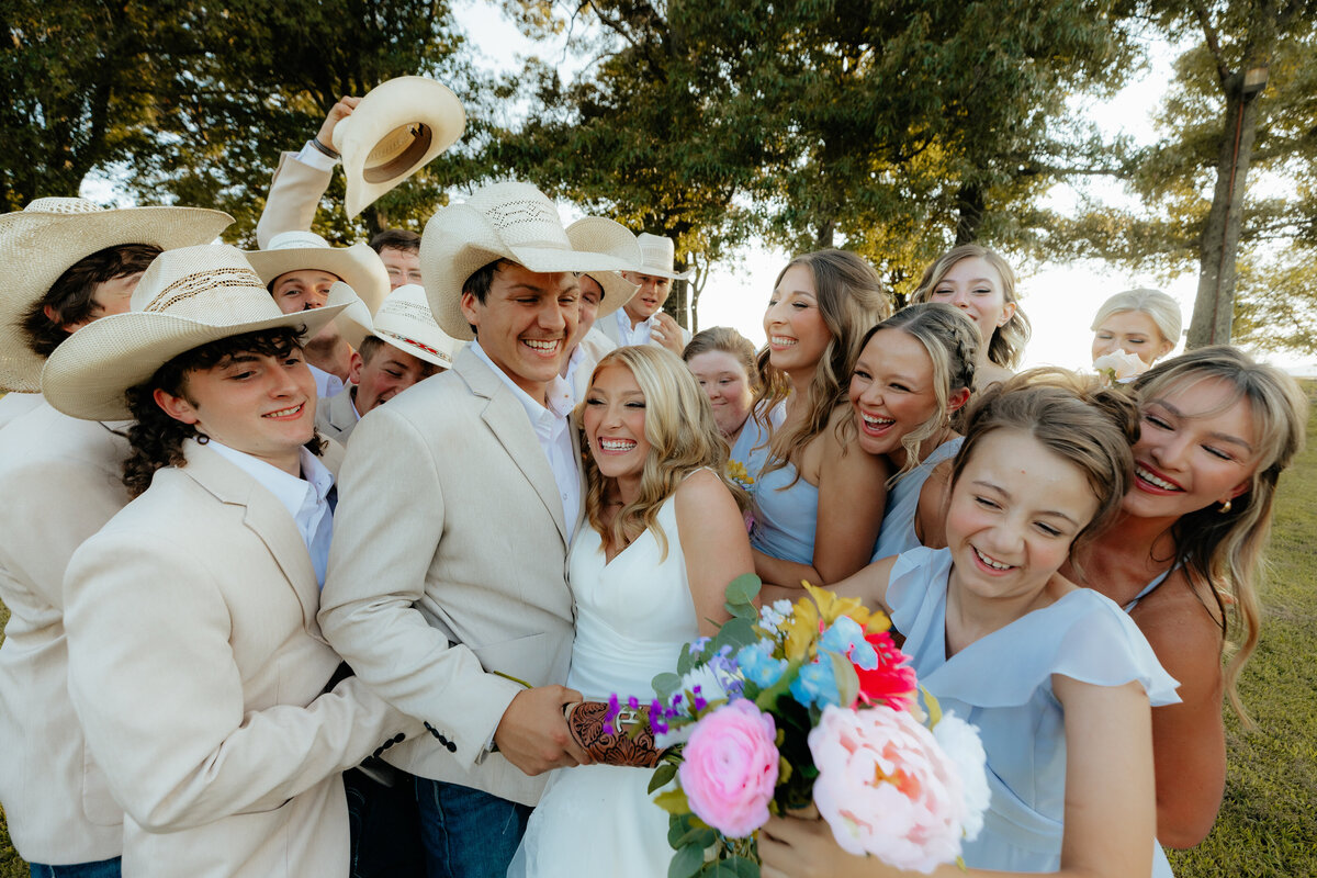 Behind the scenes with Sarah Caldwell Photography, shooting a western wedding