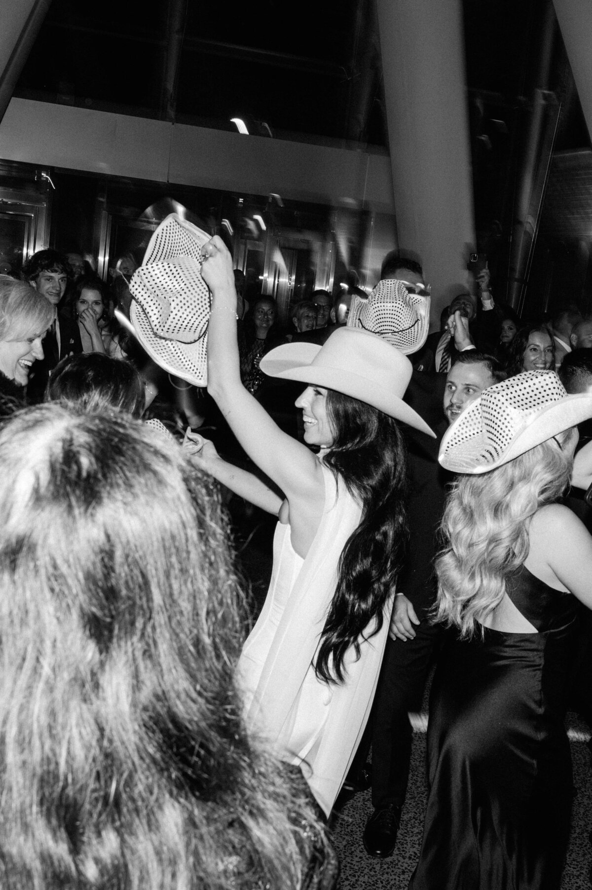 515-Ricardas-Restaurant-Toronto-Canada-Sabrina-Paolo-Wedding-48