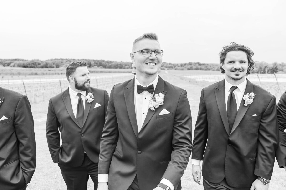 Leah Rohde Photography Traverse City Wedding Photographer Northern Michigan Engagement Weddings Lifestyle Photographer Photography Educator Photography Education7