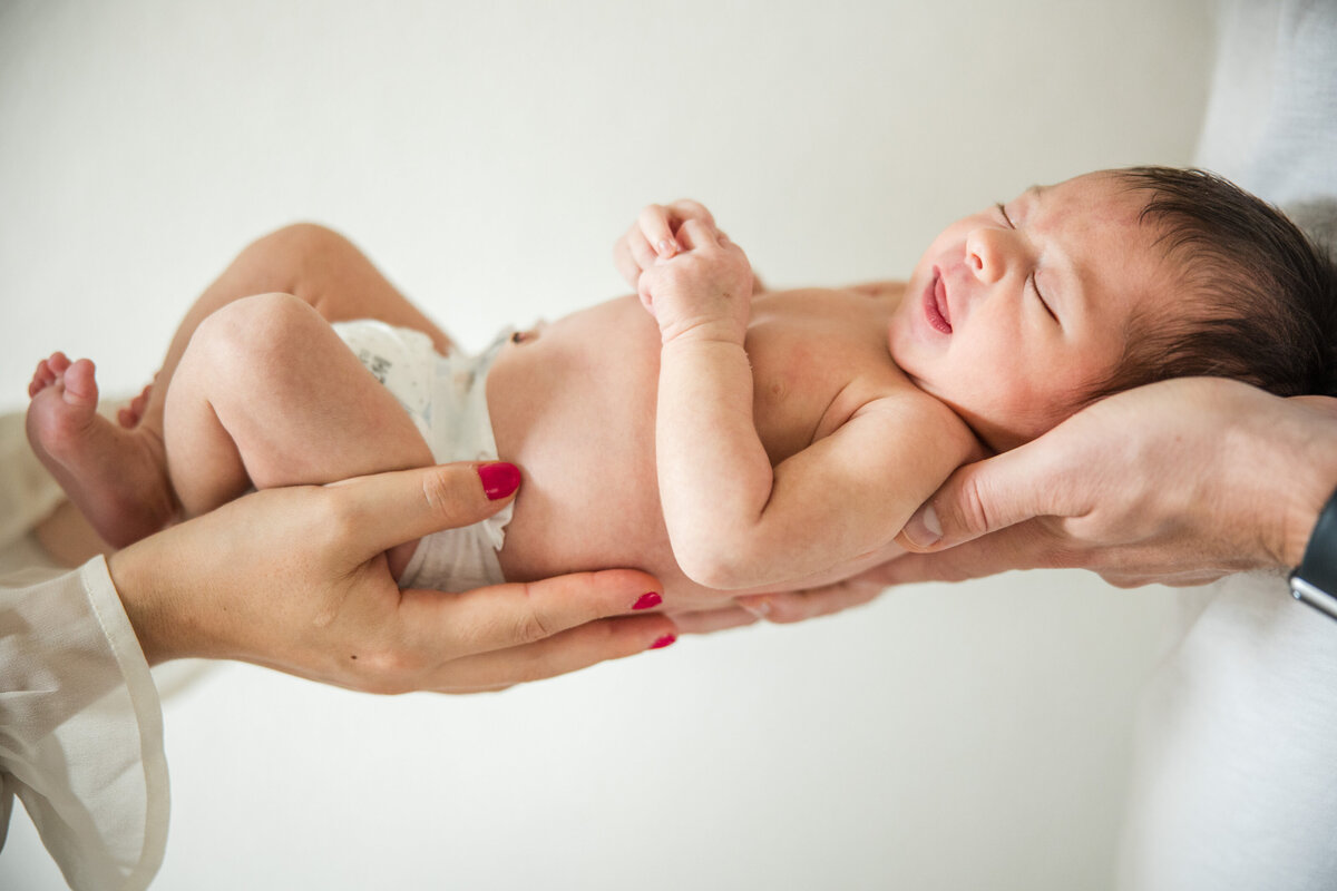 studio newborn pictures