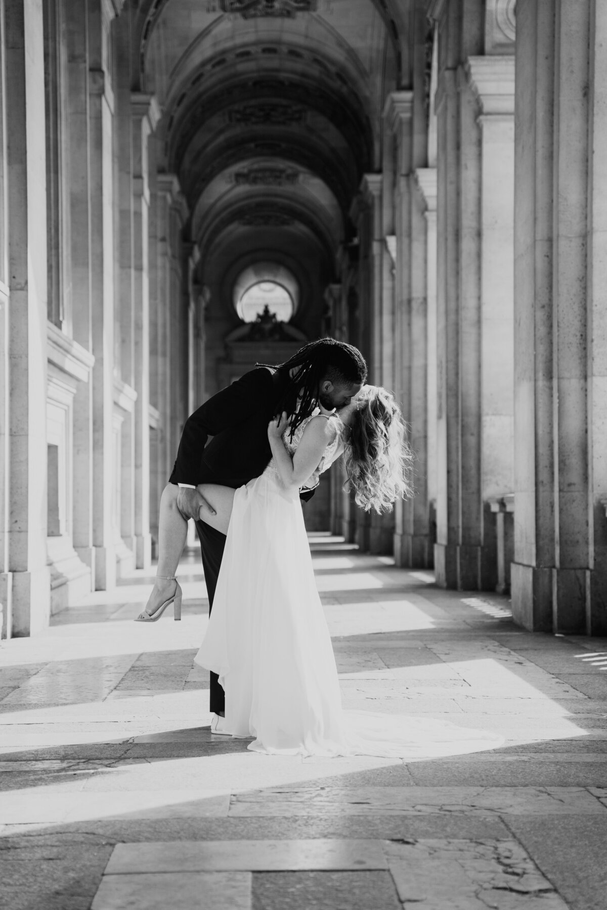 louvre elopement