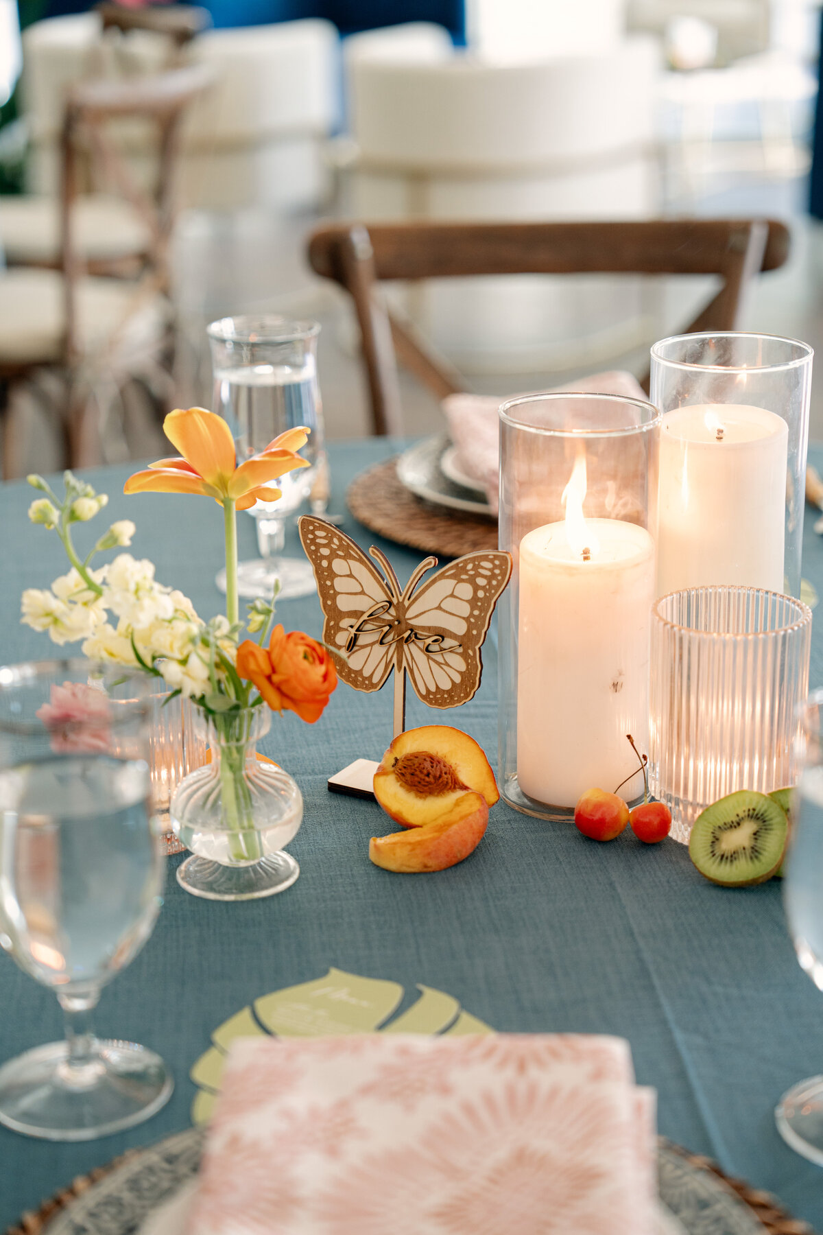 kc cloud events hillside estate ceremony wedding planner designer table details