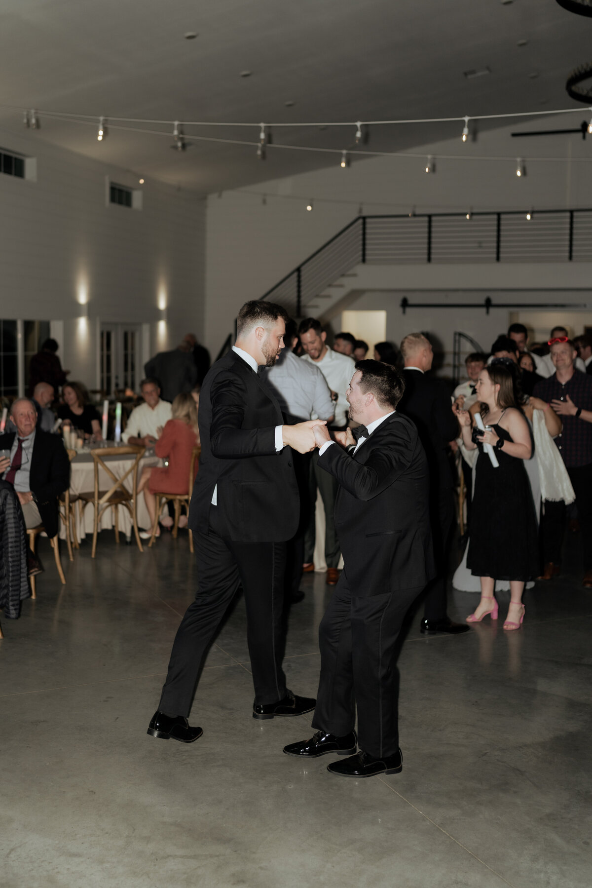 pile-wedding-1063