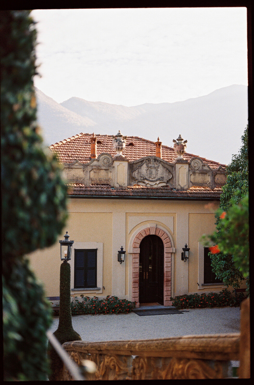 Flora_And_Grace_Lake_Como_Editorial_Film_Wedding_Photographer (67 von 84)