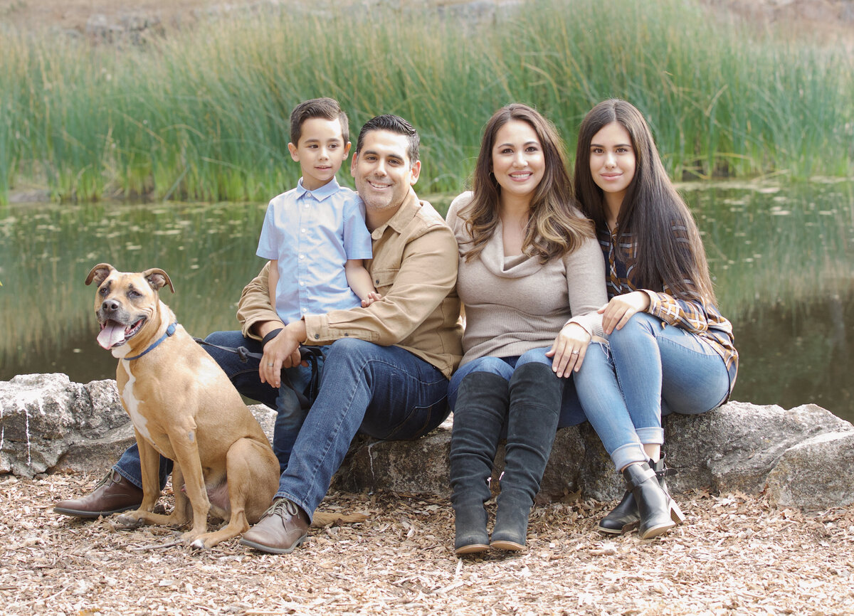 family-portrait-senior-maternity-holiday-joann-moritz-photography-1