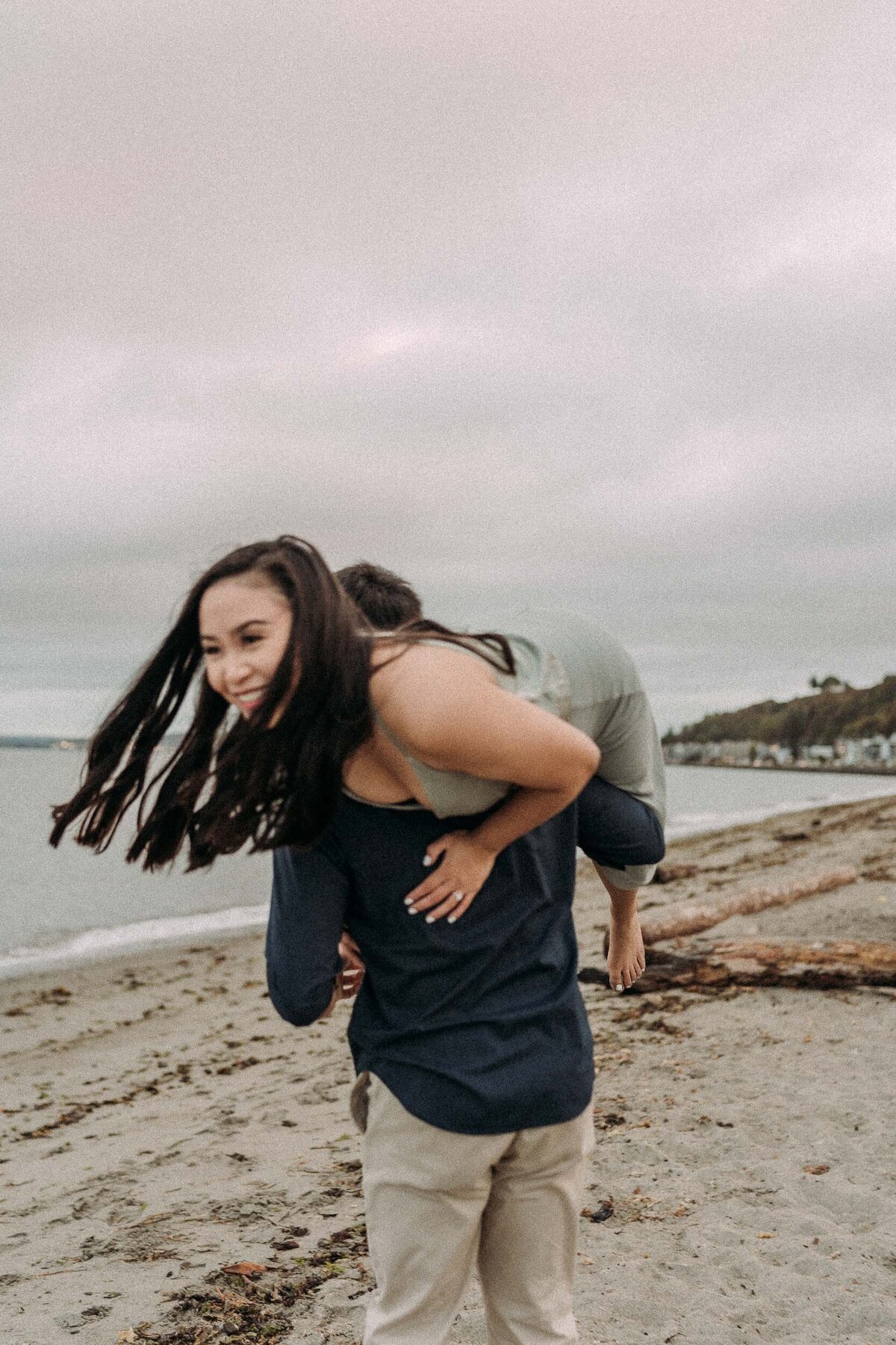 Joyce Li Photography Destination Wedding Elopement Engagement Lifestyle Portrait Photographer West Coast Seattle Washington California alkibeachengagement-16