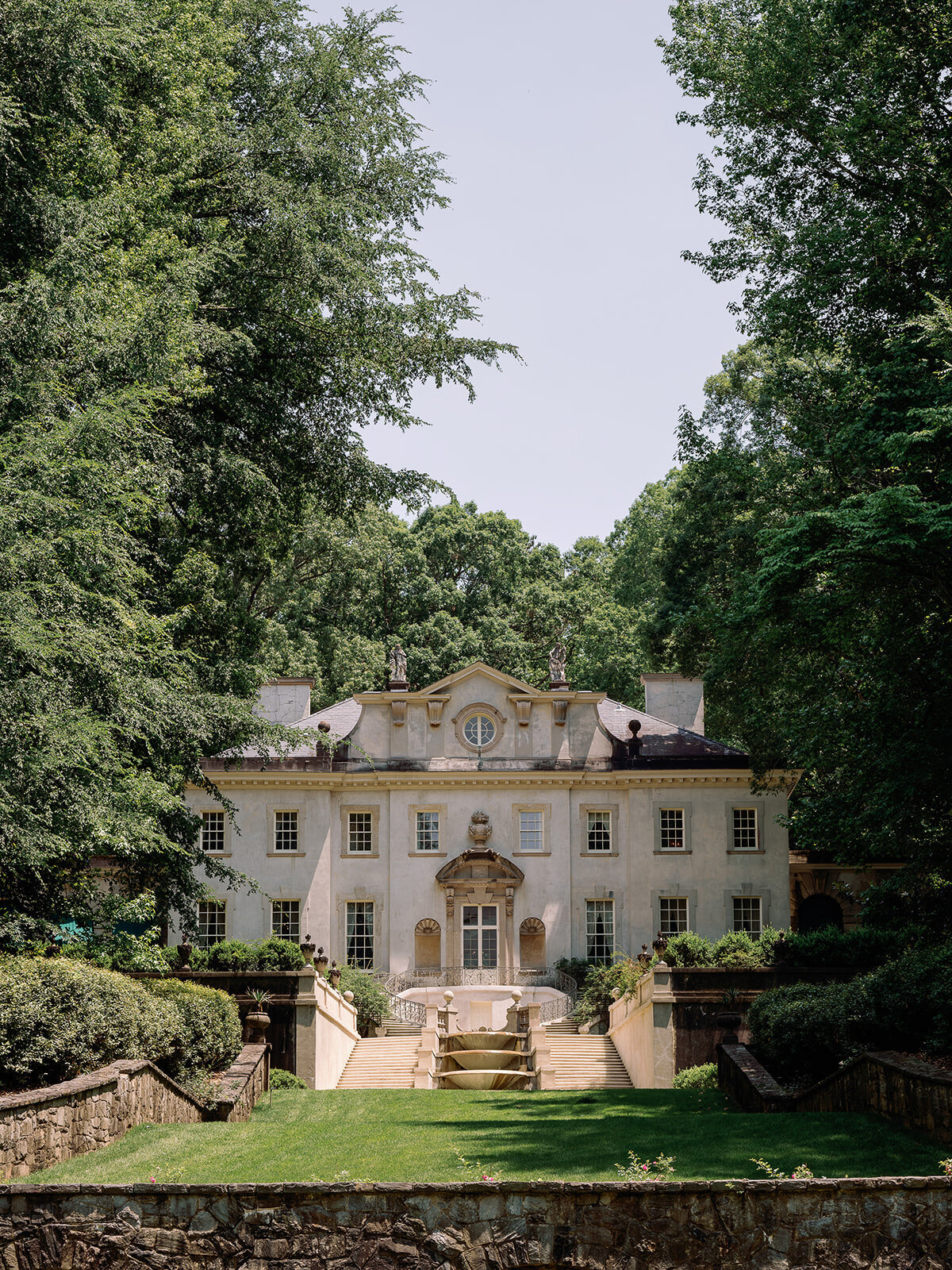 Swan-House-Alanta-history-center-documentary-best-photographer-wedding-dejauregui-photography-2