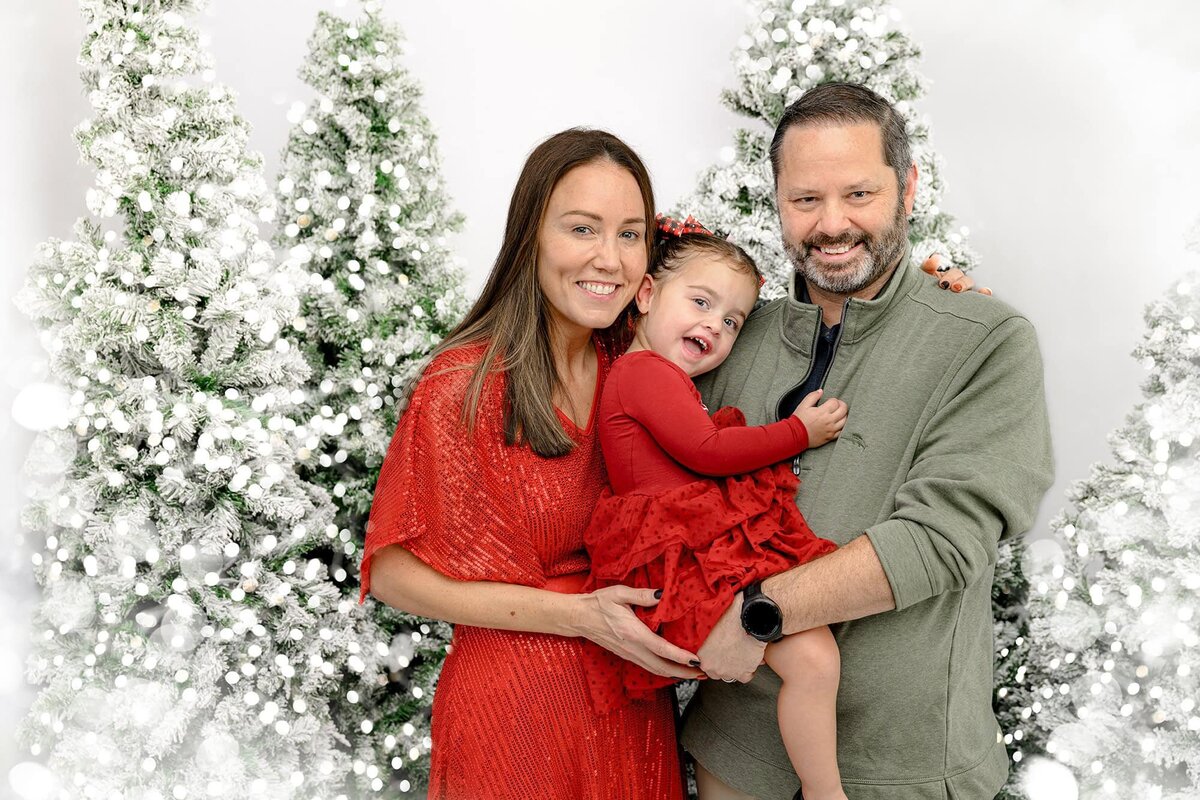 Charlotte-Limited-Edition-Holiday-Session-Tobis-Timeless-Treasures-035