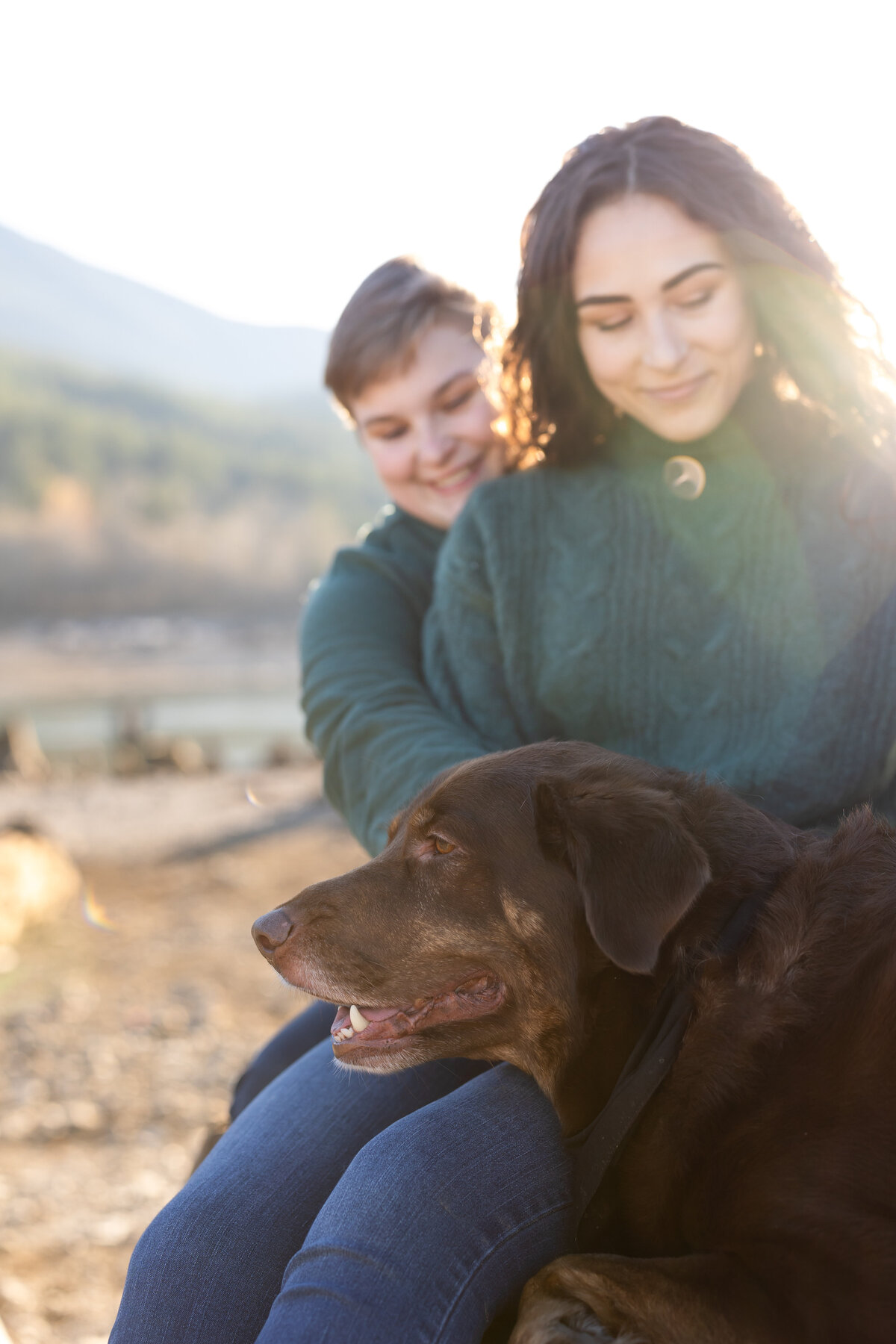 Engagement photography session at Rattlesnake lake in snoqualmie washington- 7