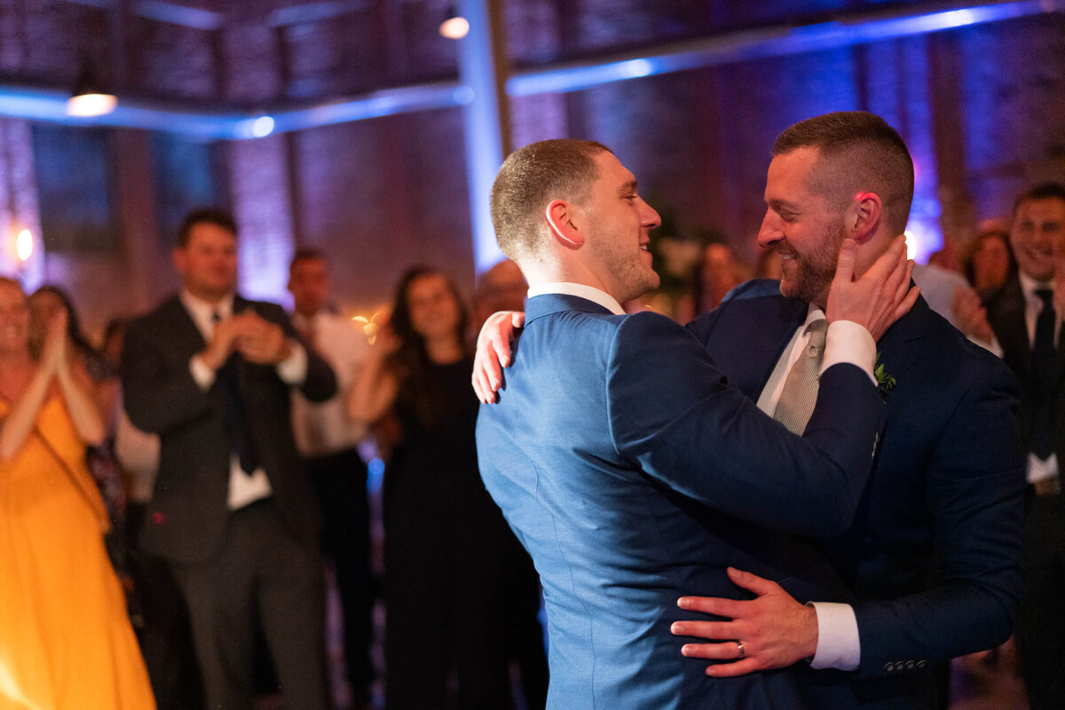 gay-jewish-wedding-first-dance