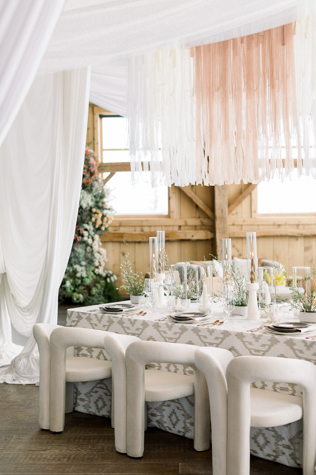Devils_Thumb_Winter_Wedding_Editorial_by_Diana_Coulter_Submission-39