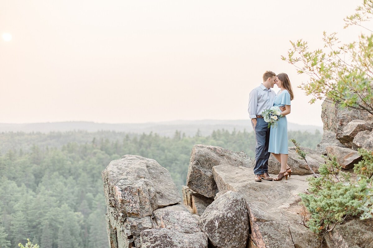 Eagles-Nest-Lookout-Engagement-Brittany-Navin-Photography-Ottawa-Ontario_0008
