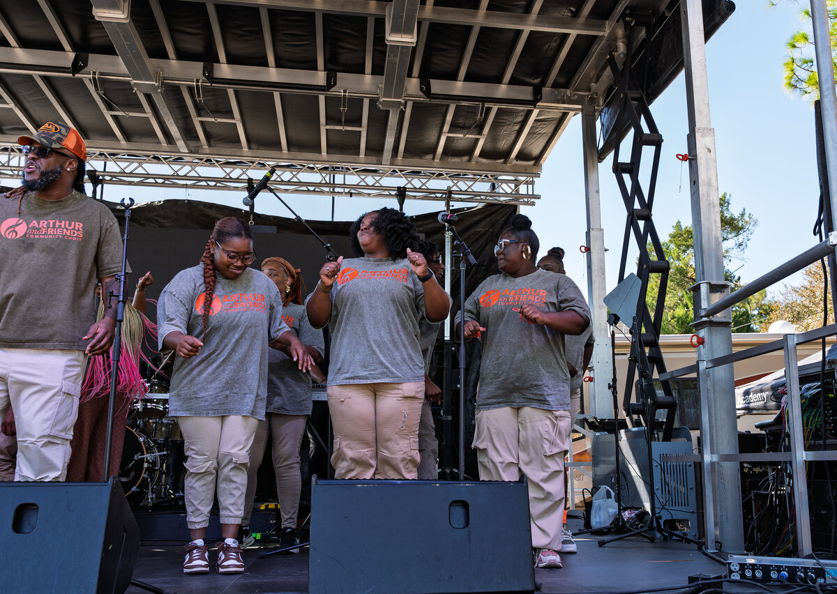 Arthur and Friends Community Choir-44