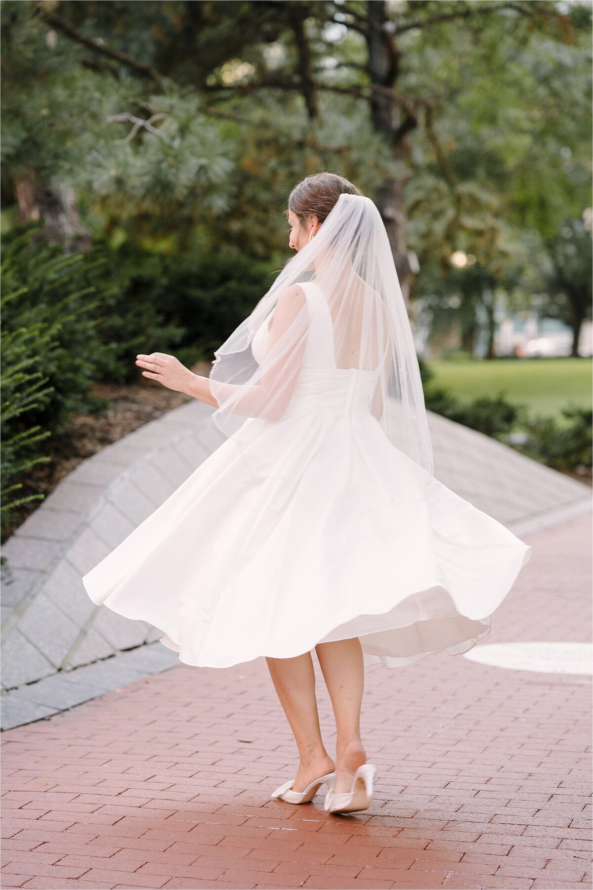 Minneapolis-Wedding-Photorgraphers-3246