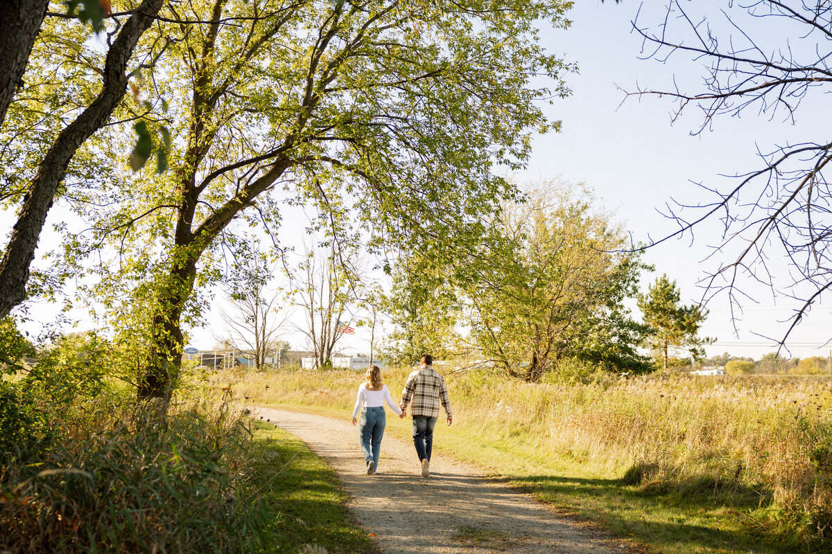 Wisconsin State Park Engagement Photographer Pike Lake South Kettle Moraine Unit Creative Couples Session-1