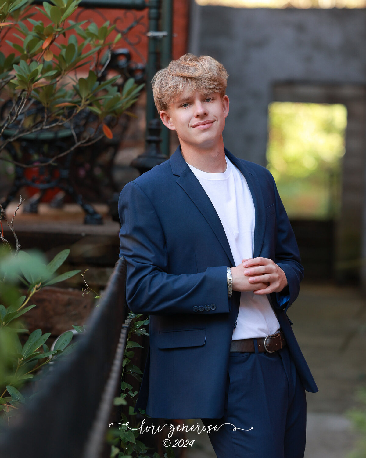Lehigh-valley-photographer-lori-generose-lg-photography-senior-boy-allentown-pa