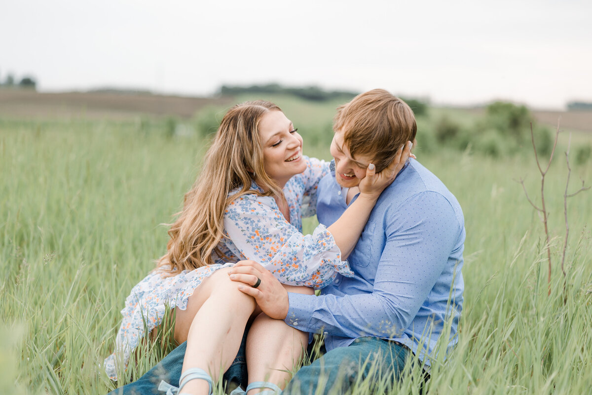 engagement-session-hutchingson-mn (34)