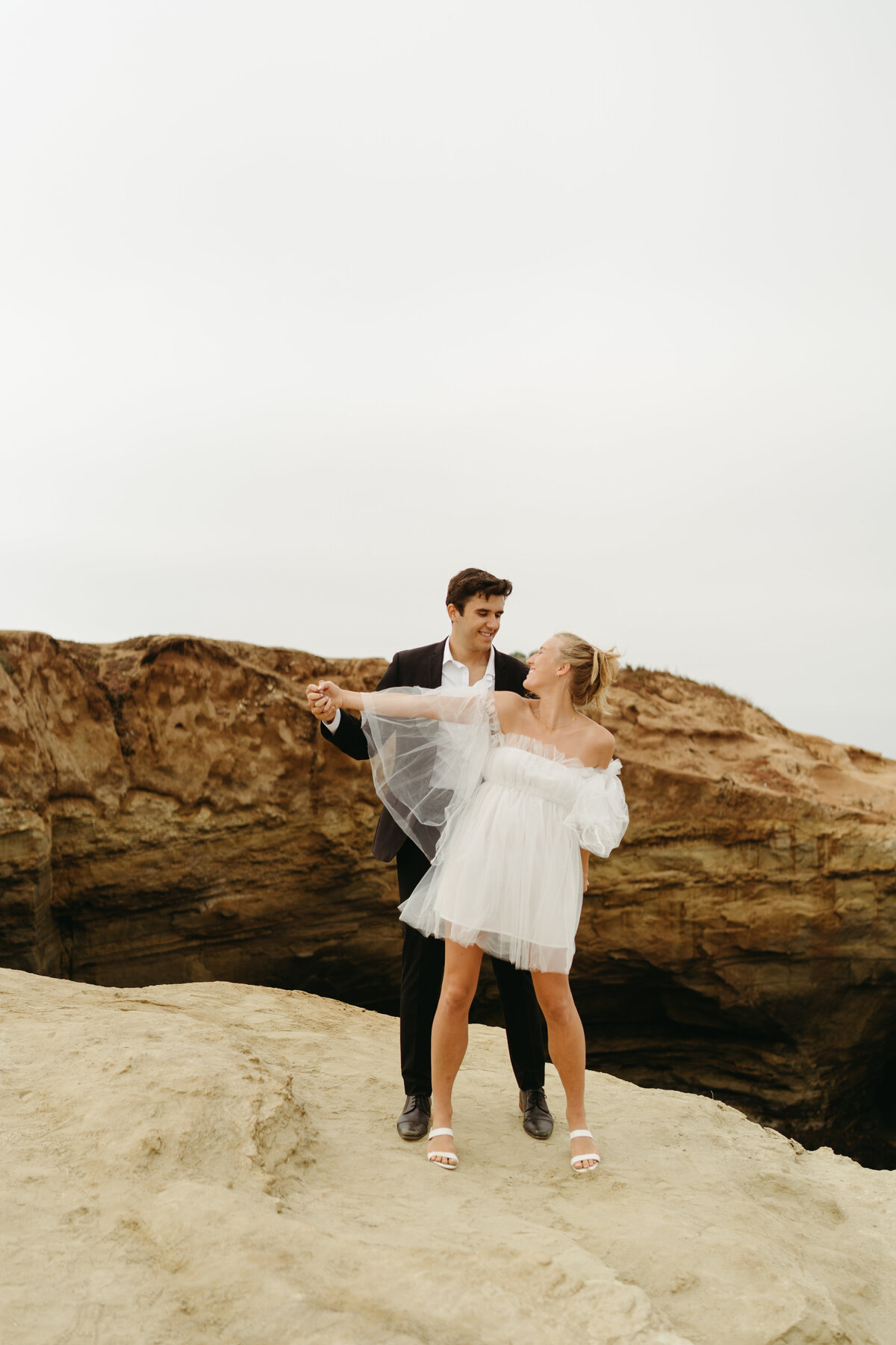 California-Sunset-Cliffs-Elopement-LM-01174