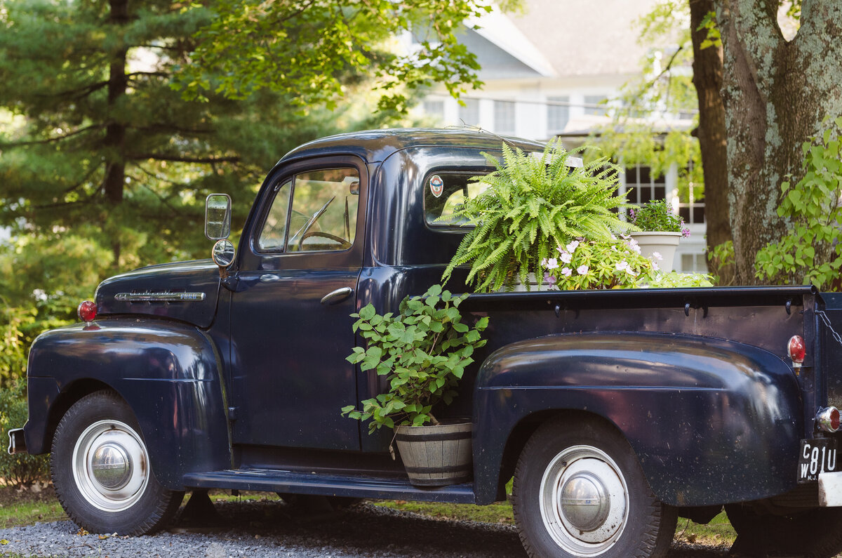 blue truck at the inn at millrace pond