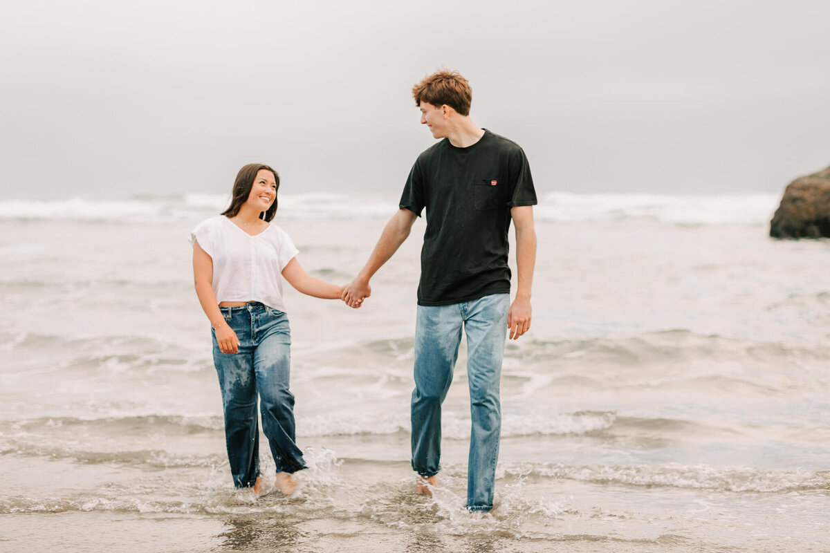 Albany-Oregon-Couples-Photographer-71